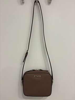 kate spade taupe crossbody camera bag with gold hardware